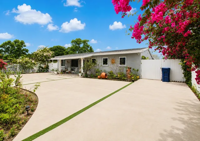 Photo 3 of Single family home for sale at 2961 Nw 173rd Ter, Miami Gardens, FL 33056 | MLS# A12067092 | Listing updated on 2026-08-28