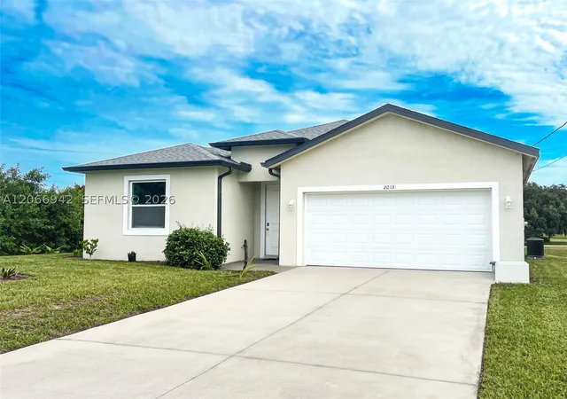 Photo 1 of Single family home for sale at 2013 Odessa Circle, La Belle, FL 33935 | MLS# A12066942 | Listing updated on 2026-09-09