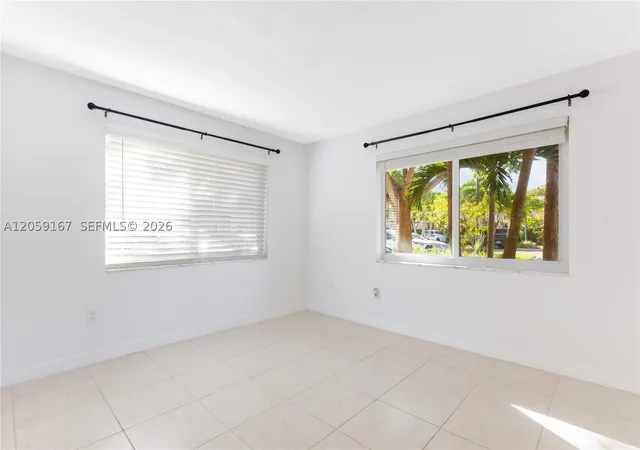 Listing Photo 5 - Condo for sale in building located at 7705 Camino Real, Miami, FL 33143 - Unit #101
