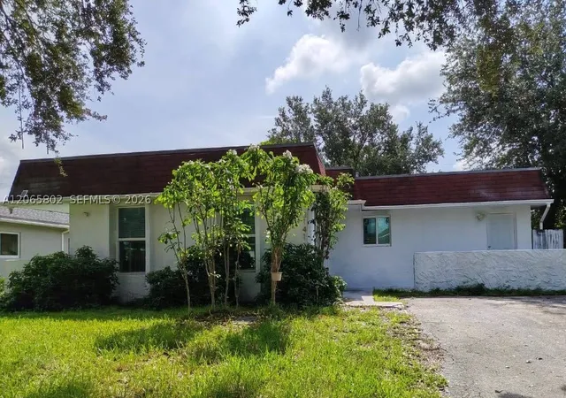 Photo 1 of Single family home for sale at 3141 N 73rd Ave, Hollywood, FL 33024 | MLS# A12065802 | Listing updated on 2026-09-09