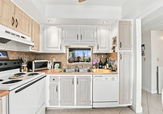 Photo 3 of Condo for sale at 1025 Se 2nd Ave #406, Dania Beach, FL 33004 | MLS# A12056618 | Listing updated on 2026-08-27