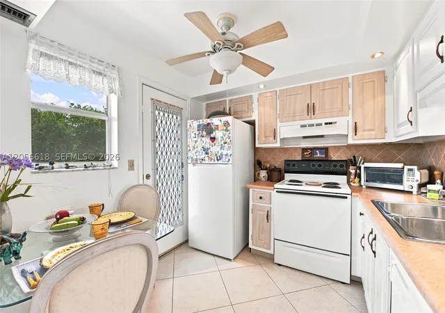 Photo 3 of Condo for sale at 1025 Se 2Nd Ave #406, Dania Beach, FL 33004 | MLS# A12056618 | Listing updated on 2026-08-27