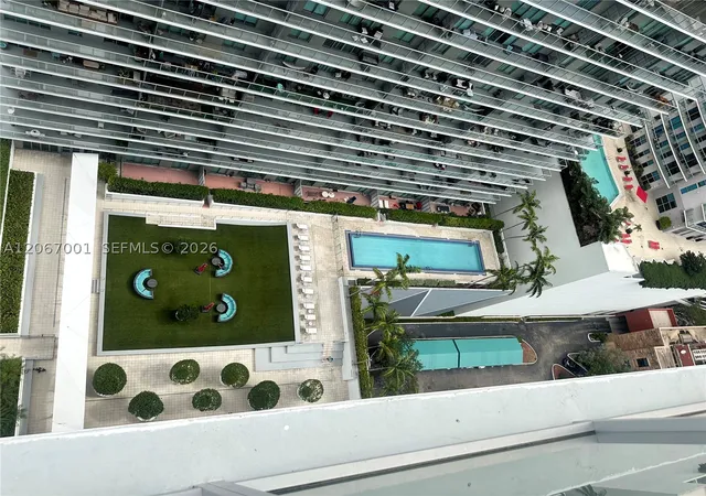 Photo 2 of Condo for sale at 79 Sw 12th St #2809-S, Miami, FL 33130 | MLS# A12067001 | Listing updated on 2026-09-13