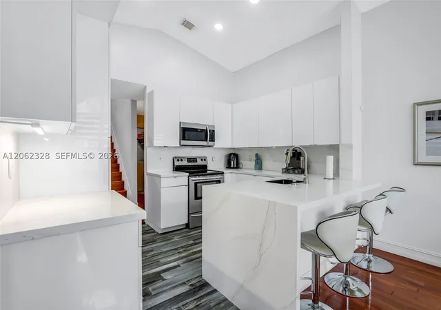 Photo 2 of Sale Pending at 17513 Nw 10th St, Pembroke Pines, FL 33029 | MLS# A12062328 | Listing updated on 2026-09-08