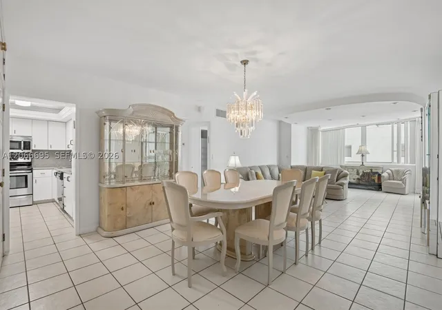 Photo 2 of Condo for sale at 5005 Collins Ave #424, Miami Beach, FL 33140 | MLS# A12066695 | Listing updated on 2026-09-12