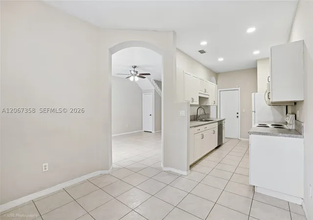 Photo 4 of Townhouse for sale at 112 Wakulla Springs Way, Royal Palm Beach, FL 33411 | MLS# A12067358 | Listing updated on 2026-09-16