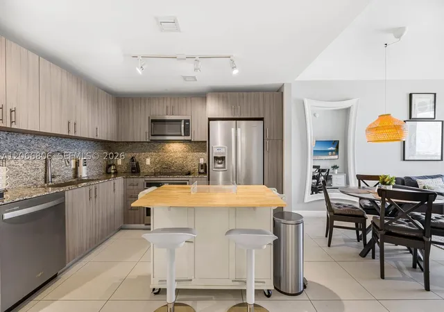 Photo 2 of Condo for sale at 5350 Nw 84th Ave #1614, Doral, FL 33166 | MLS# A12066806 | Listing updated on 2026-08-29