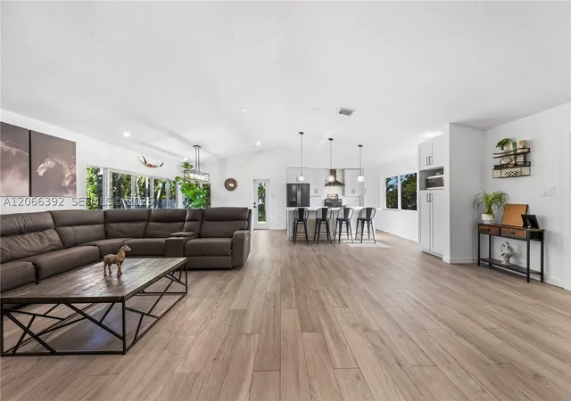 Photo 3 of Single family home for sale at 19601 Sw 187th Ave, Miami, FL 33187 | MLS# A12066392 | Listing updated on 2026-10-03