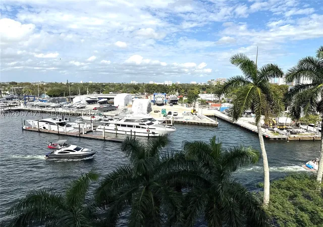 Photo 4 of Condo for sale at 1861 Nw S River Dr #1404, Miami, FL 33125 | MLS# A12067471 | Listing updated on 2026-08-26