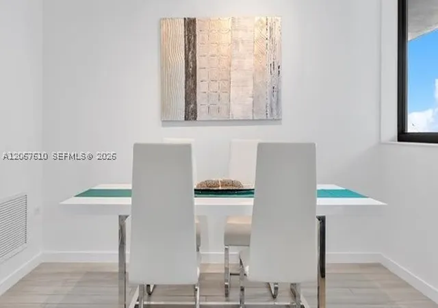 Listing Photo 4 - Condo for sale in Nine at Mary Brickell Village located at 999 Sw 1St Ave, Miami, FL 33130 - Unit #2115