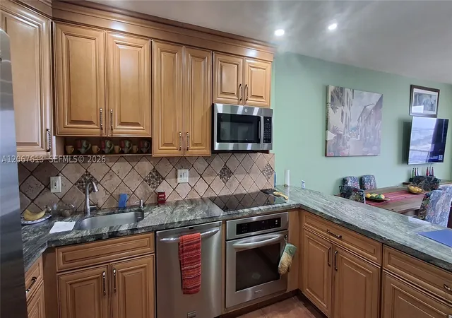 Photo 4 of Condo for sale at 13499 Biscayne Blvd #PH1712, North Miami, FL 33181 | MLS# A12067613 | Listing updated on 2026-09-10