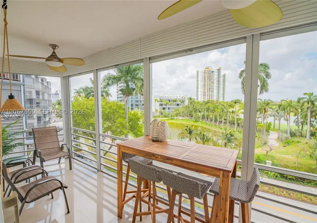 Listing Photo 4 - Condo for sale in building located at 200 Diplomat Pkwy, Hallandale Beach, FL 33009 - Unit #519