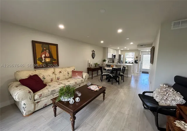 Photo 4 of Sale Pending at 10130 Sunrise Lakes Blvd #207, Sunrise, FL 33322 | MLS# A12067646 | Listing updated on 2026-09-01