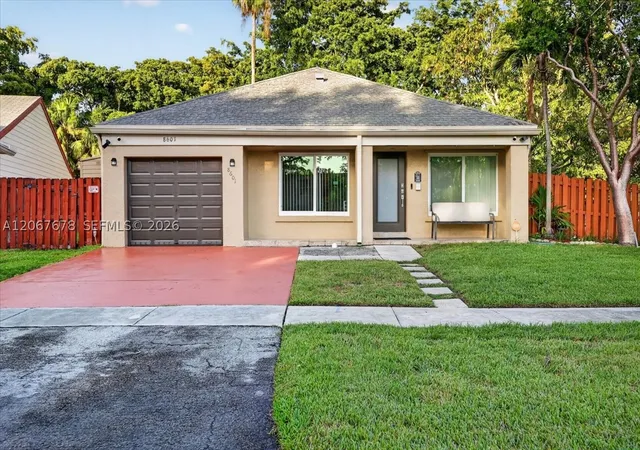 Photo 2 of Single family home for sale at 8601 Sw 16th St, Pembroke Pines, FL 33025 | MLS# A12067678 | Listing updated on 2026-09-11
