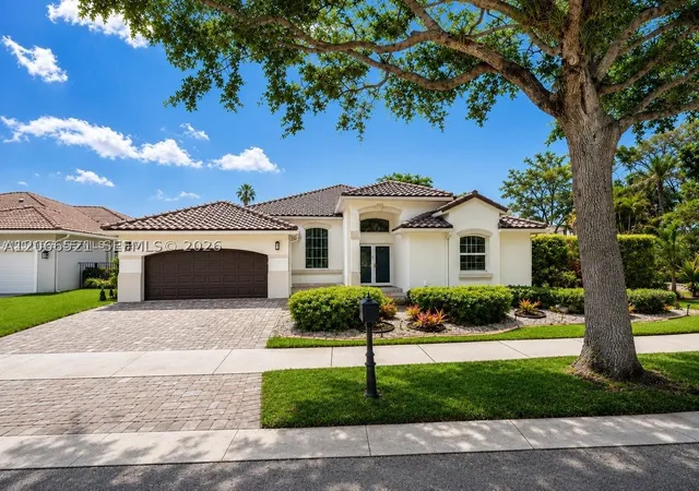 Photo 1 of Single family home for sale at 2616 Oakbrook Ct, Weston, FL 33332 | MLS# A12066521 | Listing updated on 2026-09-09