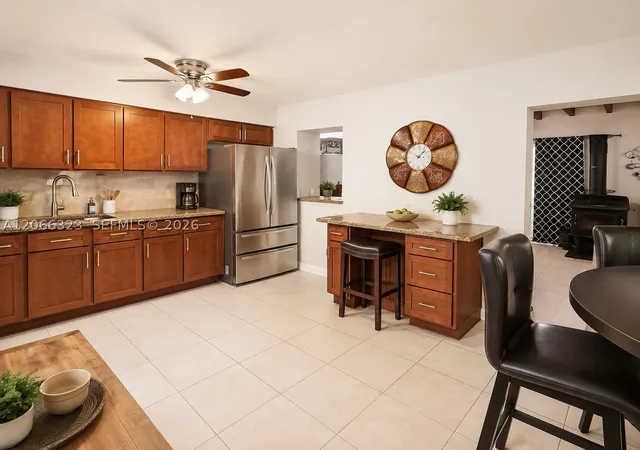 Photo 2 of House for sale at 470 Nw 52Nd Ave, Miami, FL 33126 | MLS# A12066323 | Listing updated on 2026-09-19