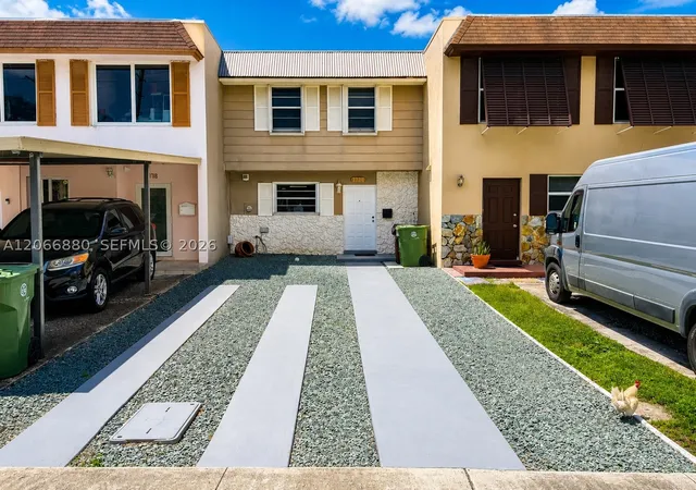 Photo 2 of Townhouse for sale at 1720 W 75th St, Hialeah, FL 33014 | MLS# A12066880 | Listing updated on 2026-09-09