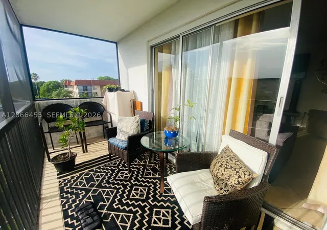 Photo 2 of Condo for sale at 4164 Inverrary Dr #415, Lauderhill, FL 33319 | MLS# A12066455 | Listing updated on 2026-09-17
