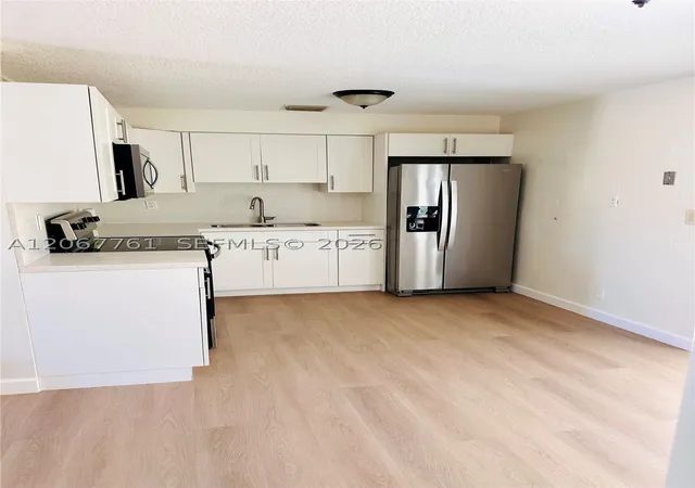 Photo 3 of Single family home for sale at 1921 Sw 48th Ave, Fort Lauderdale, FL 33317 | MLS# A12067761 | Listing updated on 2026-09-15