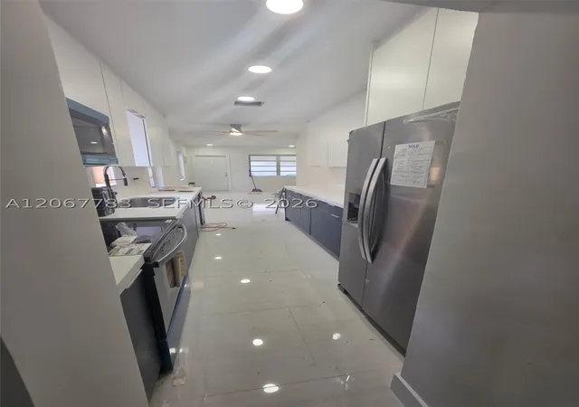 Photo 2 of Single family home for sale at 1521 Nw 1st Ave, Fort Lauderdale, FL 33311 | MLS# A12067783 | Listing updated on 2026-09-13