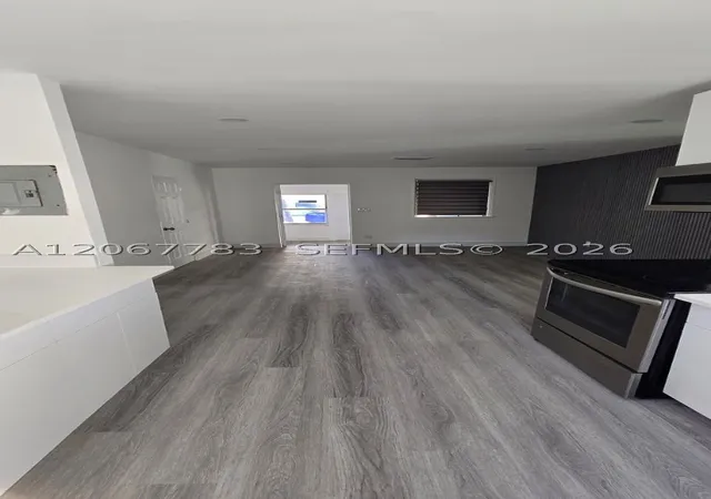 Photo 3 of Single family home for sale at 1521 Nw 1st Ave, Fort Lauderdale, FL 33311 | MLS# A12067783 | Listing updated on 2026-09-13