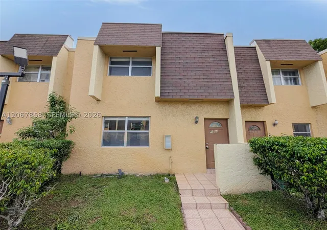 Photo 1 of Condo for sale at 5664 Blueberry Ct #15, Lauderhill, FL 33313 | MLS# A12067858 | Listing updated on 2026-09-02