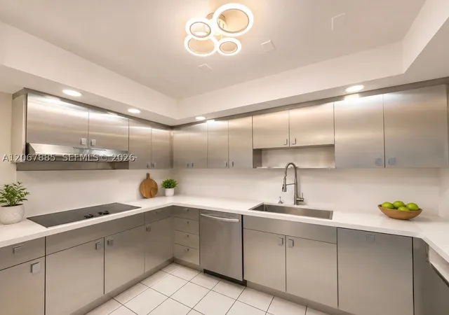 Townhouse for sale at 406 Saint Andrews Rd #53, Hollywood, FL 33021 | MLS# A12067885