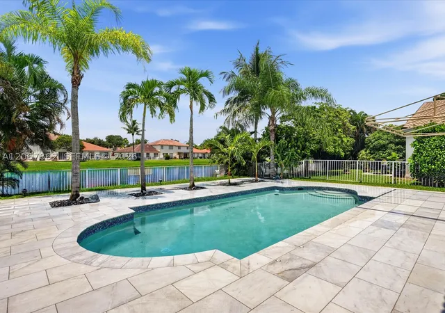 Photo 3 of Single family home for sale at 1800 Nw 78th Ave, Pembroke Pines, FL 33024 | MLS# A12067862 | Listing updated on 2026-09-06