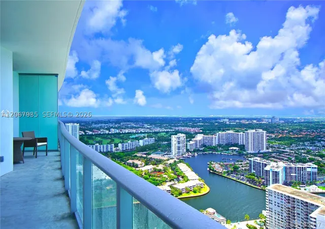 Photo 4 of Condo for sale at 4111 S Ocean Dr #LPH6, Hollywood, FL 33019 | MLS# A12067935 | Listing updated on 2026-09-13
