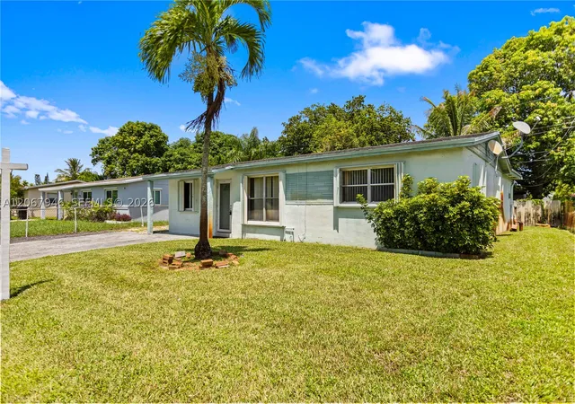Photo 2 of Single family home for sale at 2030 Nw 29th Ter, Fort Lauderdale, FL 33311 | MLS# A12067946 | Listing updated on 2026-09-15