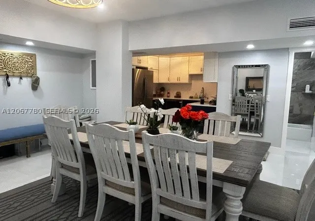 Photo 4 of Condo for sale at 1500 S Ocean Dr #1E, Hollywood, FL 33019 | MLS# A12067780 | Listing updated on 2026-10-01