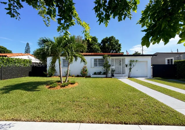Photo 2 of Single family home for sale at 4060 Sw 6th St, Miami, FL 33134 | MLS# A12067962 | Listing updated on 2026-09-12