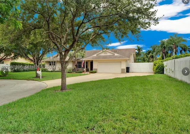 Photo 3 of Single family home for sale at 14750 Sw 152nd Ct, Miami, FL 33196 | MLS# A12067938 | Listing updated on 2026-09-08