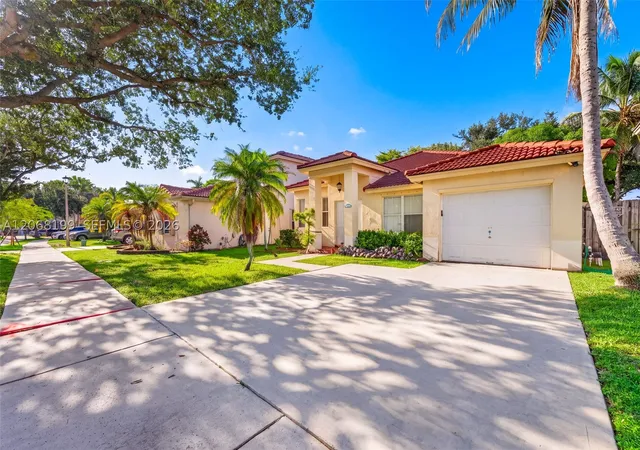 Photo 2 of Sale Pending at 13976 S Cypress Cove Cir, Davie, FL 33325 | MLS# A12068199 | Listing updated on 2026-09-09