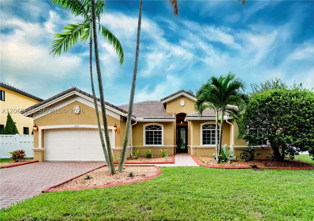 Photo 1 of Sale Pending at 2823 Poinciana Cir, Cooper City, FL 33026 | MLS# A12065642 | Listing updated on 2026-10-01