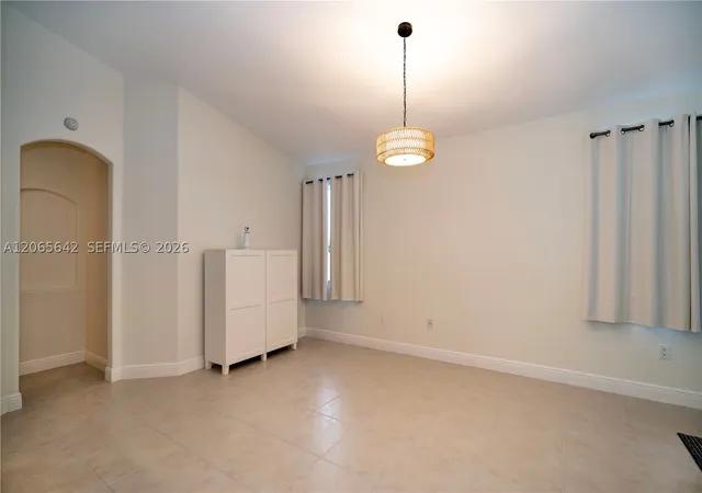 Photo 4 of Sale Pending at 2823 Poinciana Cir, Cooper City, FL 33026 | MLS# A12065642 | Listing updated on 2026-10-01