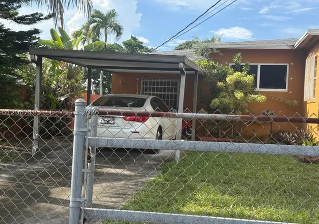 Photo 3 of Sale Pending at 3969 Sw 2nd St, Miami, FL 33134 | MLS# A12067483 | Listing updated on 2026-09-10