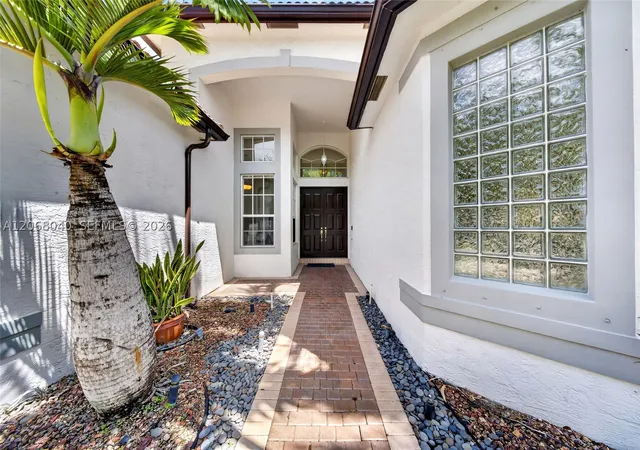 Photo 3 of Single family home for sale at 18609 Sw 50th Ct, Miramar, FL 33029 | MLS# A12068040 | Listing updated on 2026-09-13