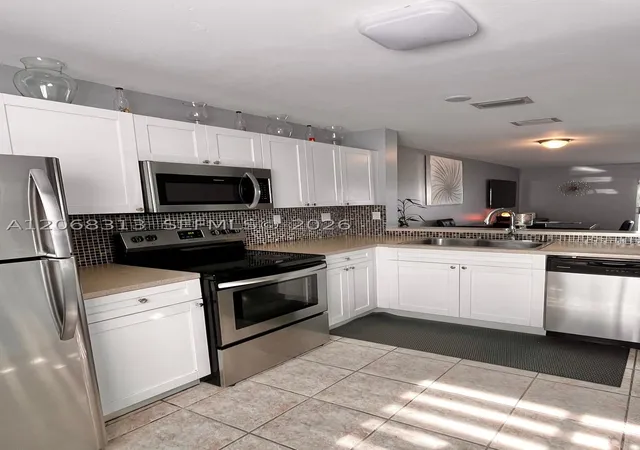 Photo 1 of Townhouse for sale at 17722 Sw 141st Ct, Miami, FL 33177 | MLS# A12068313 | Listing updated on 2026-09-09