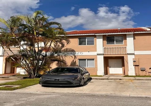Photo 3 of Townhouse for sale at 17722 Sw 141st Ct, Miami, FL 33177 | MLS# A12068313 | Listing updated on 2026-09-09