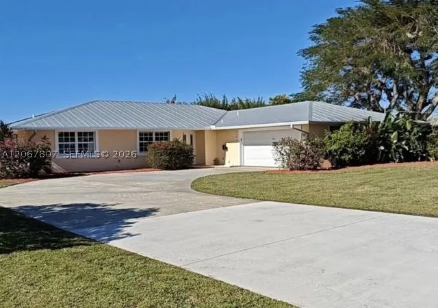 Photo 1 of Single family home for sale at 2472 Nw Everglades Blvd, Stuart, FL 34994 | MLS# A12067807 | Listing updated on 2026-09-05