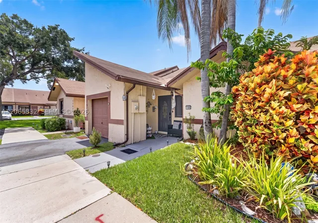 Photo 3 of Sale Pending at 11083 Nw 38th Pl, Sunrise, FL 33351 | MLS# A12065832 | Listing updated on 2026-09-05
