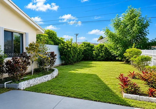Photo 3 of Sale Pending at 19226 Sw 123rd Ave, Miami, FL 33177 | MLS# A12068591 | Listing updated on 2026-09-06