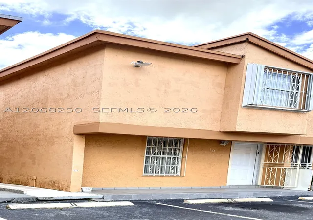 Photo 2 of Sale Pending at 1701 W 42nd Pl #10, Hialeah, FL 33012 | MLS# A12068250 | Listing updated on 2026-09-08