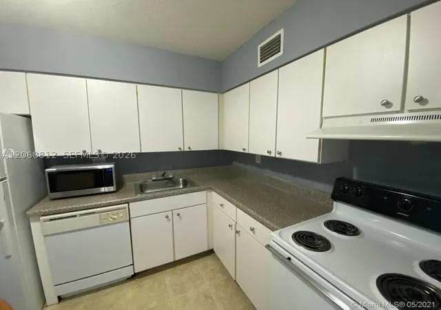 Photo 4 of Condo for sale at 5241 Geneva Way #203, Doral, FL 33166 | MLS# A12068812 | Listing updated on 2026-08-30