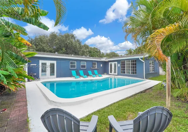 Photo 2 of Single family home for sale at 407 S 56th Ter, Hollywood, FL 33023 | MLS# A12065975 | Listing updated on 2026-09-18
