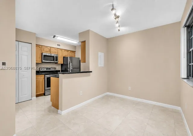 Photo 1 of Sale Pending at 2880 N Oakland Forest Dr #110, Oakland Park, FL 33309 | MLS# A12068875 | Listing updated on 2026-09-05