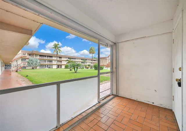 Photo 3 of Sale Pending at 5300 Washington St #R110, Hollywood, FL 33021 | MLS# A12067669 | Listing updated on 2026-09-10