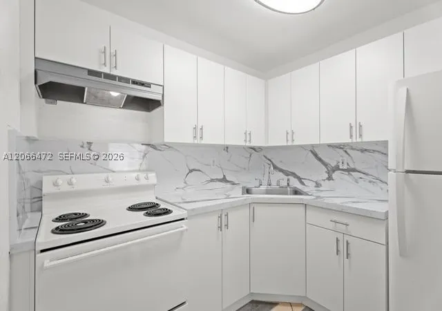 Photo 2 of Condo for sale at 17255 Sw 95th Ave #D153, Palmetto Bay, FL 33157 | MLS# A12066472 | Listing updated on 2026-08-30