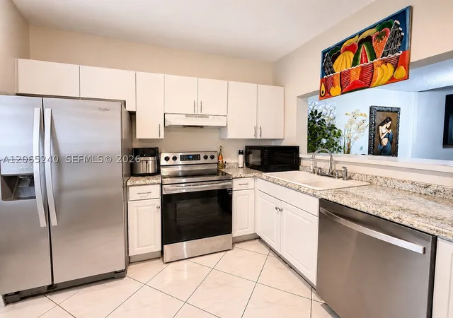 Photo 3 of Townhouse for sale at 2311 Sw 82nd Ter, North Lauderdale, FL 33068 | MLS# A12065240 | Listing updated on 2026-09-01